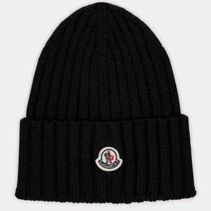 BLACK MONCLER BEANIE EXCELLENT CONDITION
